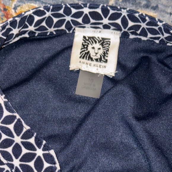 ANNE KLEIN AK Women’s V-Neck Sleeveless Geometric Print Dress - Navy & White 10 - Picture 5 of 8